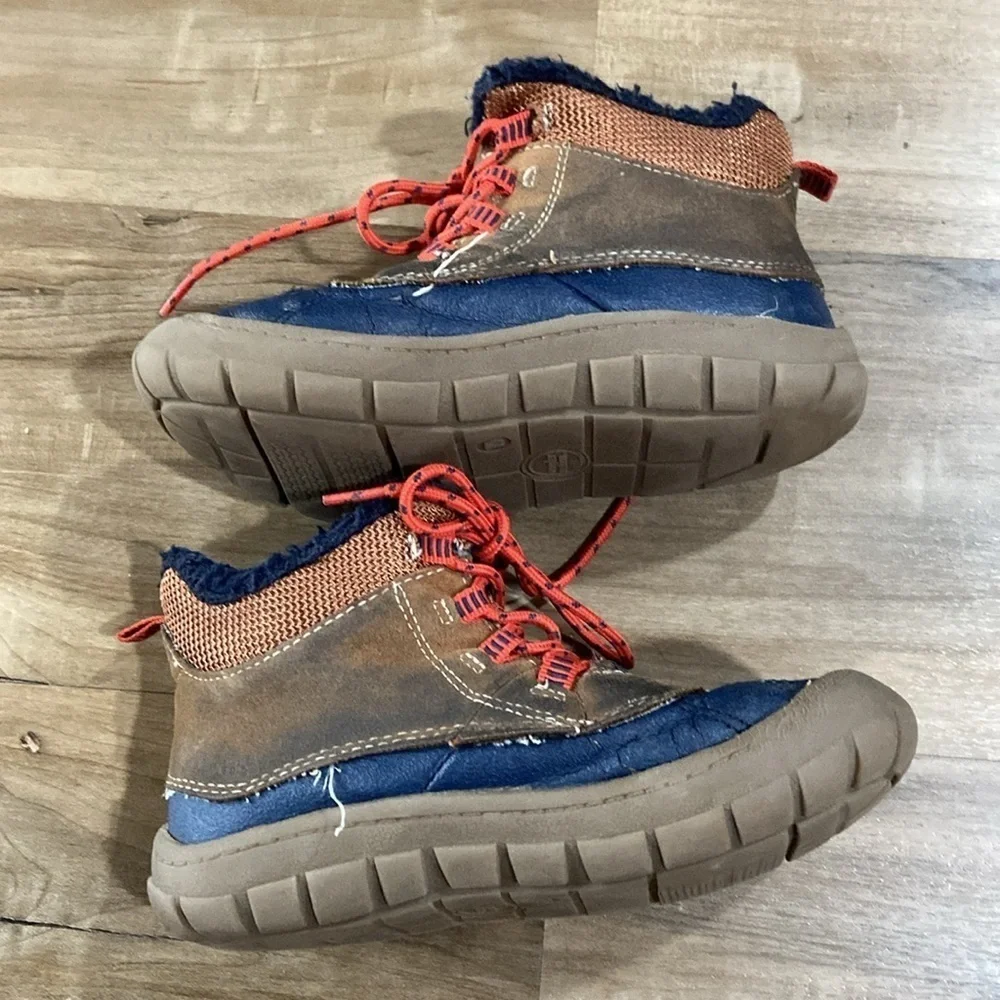 $1 Toddler Boots